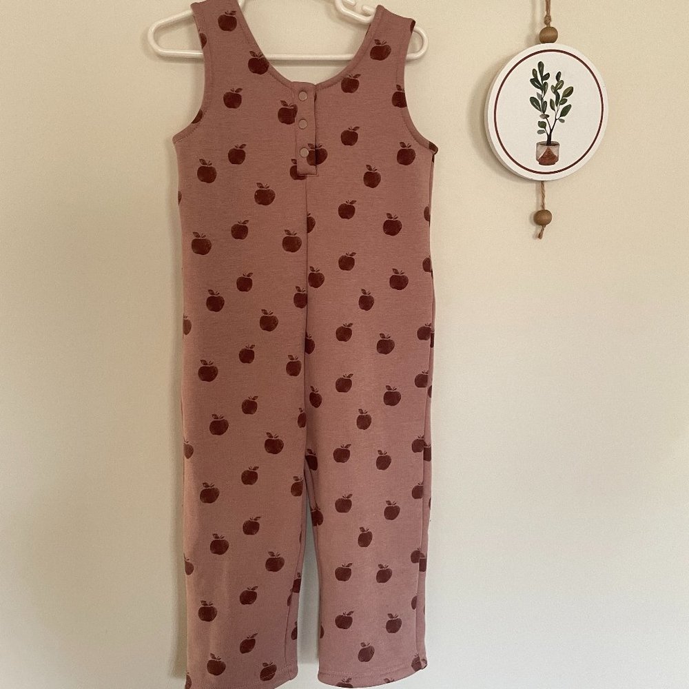 ZARA 2/3T APPLE JUMPSUIT
